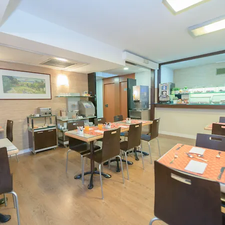 Apart-hotel Senator Barcelona