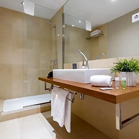 Senator Apartmanhotel 3*
