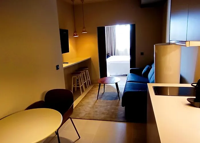 公寓式酒店 Senator