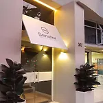 Senator 公寓式酒店